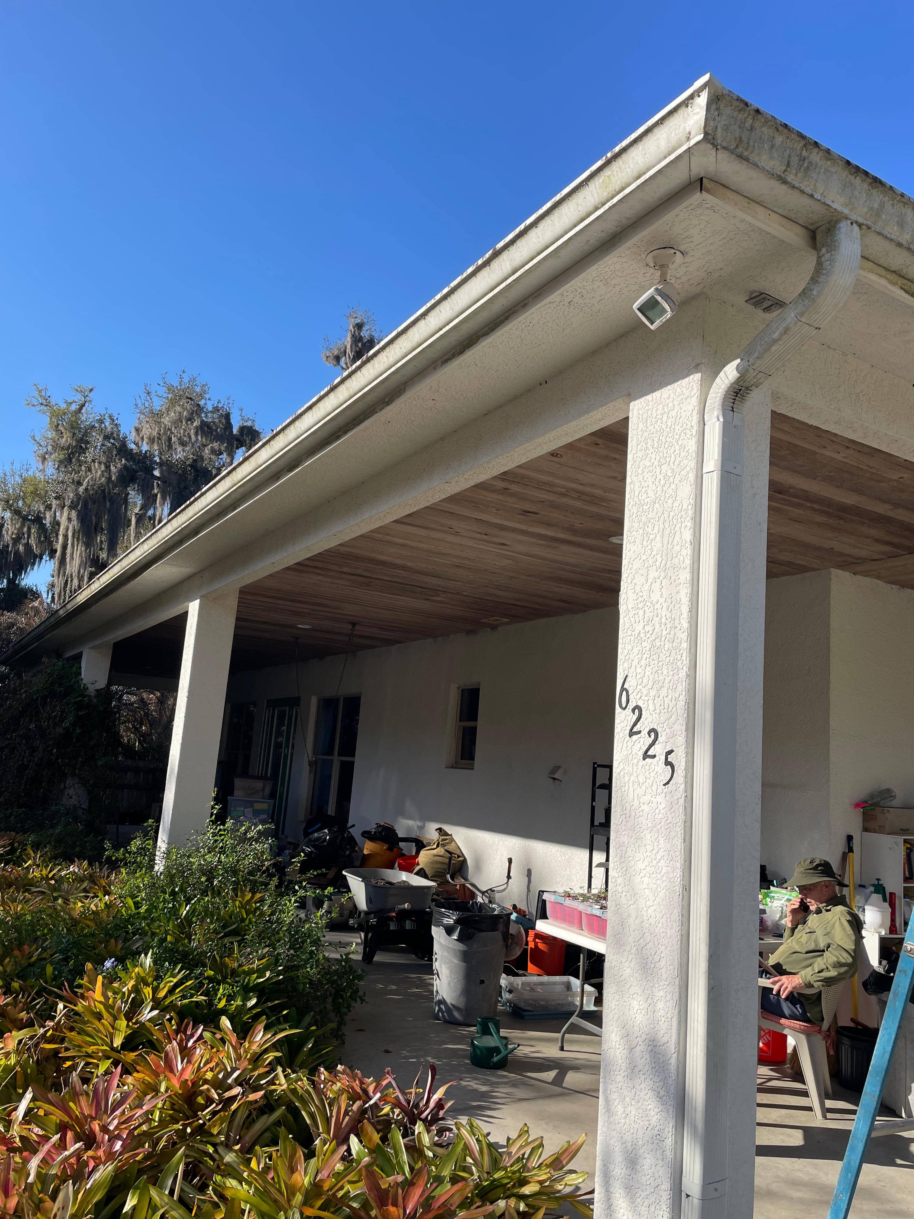 Roofline before gutter installation